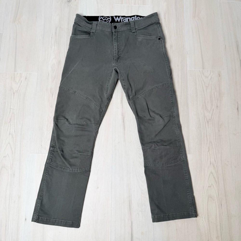 Wrangler Charcoal Utility Pants 36x30 men’s